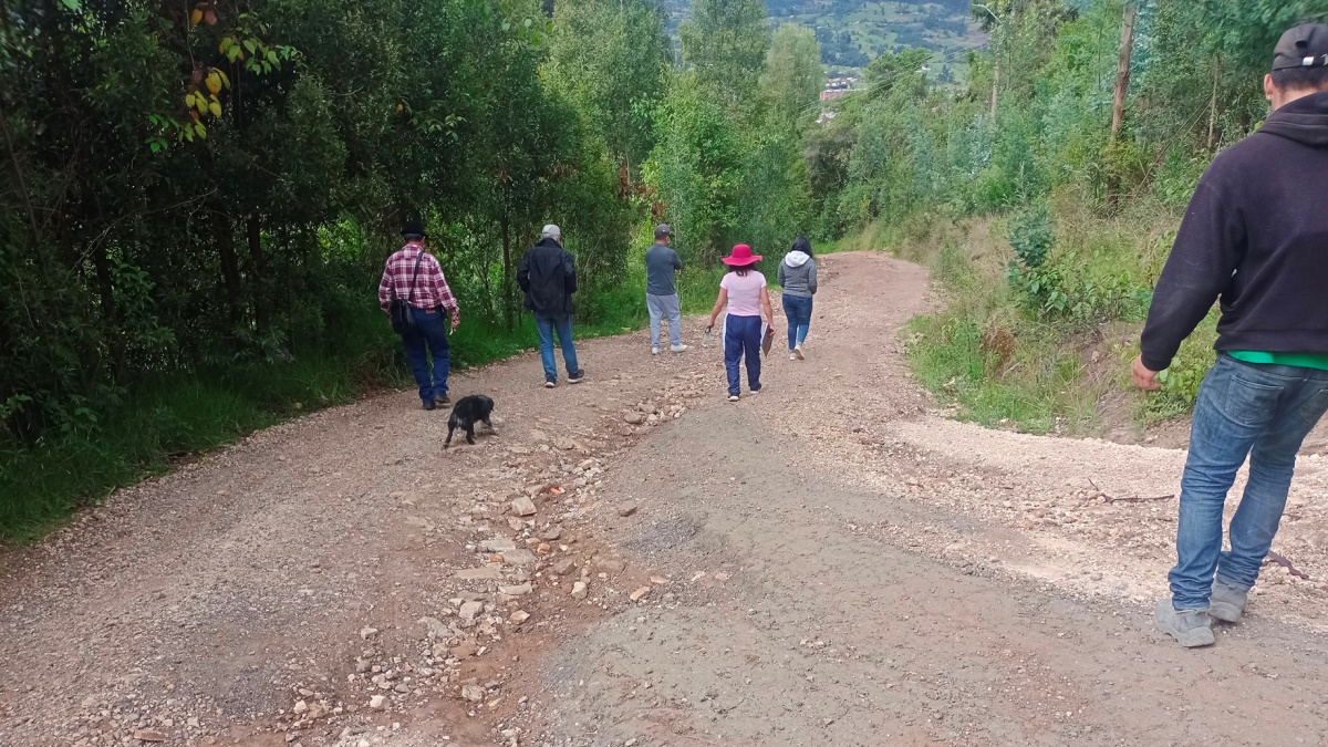 Fotografía Convenios de Caminos Comunitarios.