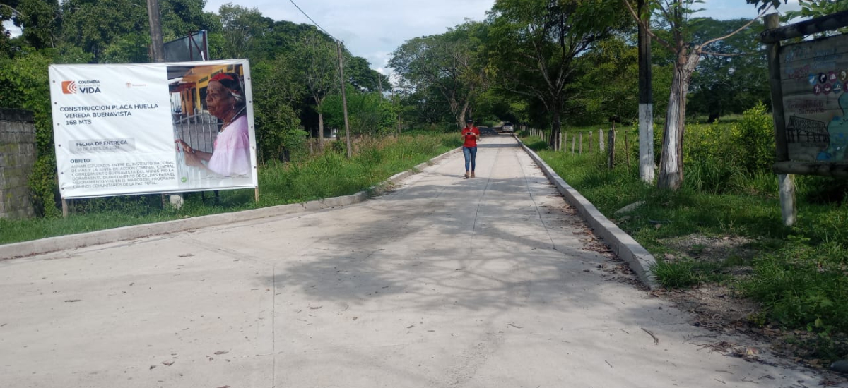 Fotografía Convenios de Caminos Comunitarios.
