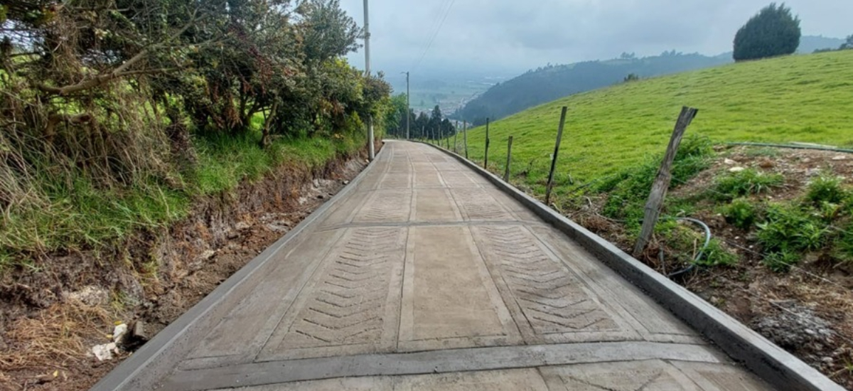 Fotografía Convenios de Caminos Comunitarios.