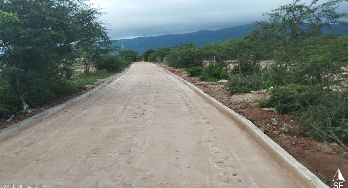 Fotografía Convenios de Caminos Comunitarios.