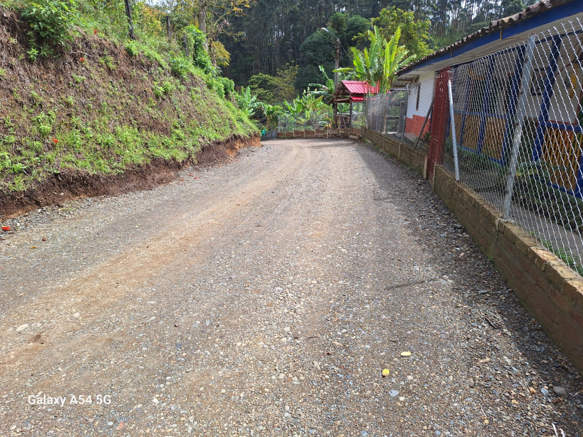 Fotografía Convenios de Caminos Comunitarios.